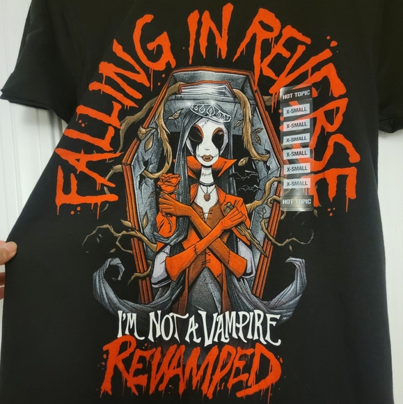 Hot Topic Falling in Reverse Shirt - Picture 2 of 3